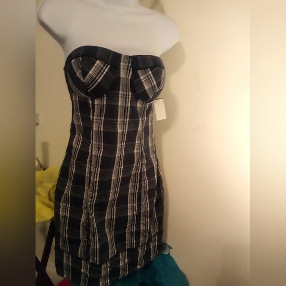 Guess Dress - Picture 11 of 16